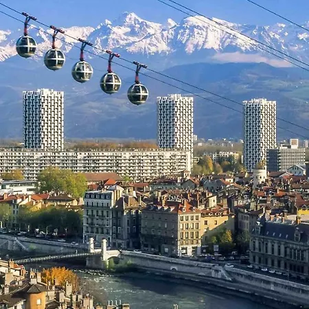 Logement Entier Avec Vue Sur La Bastille Апартаменти *