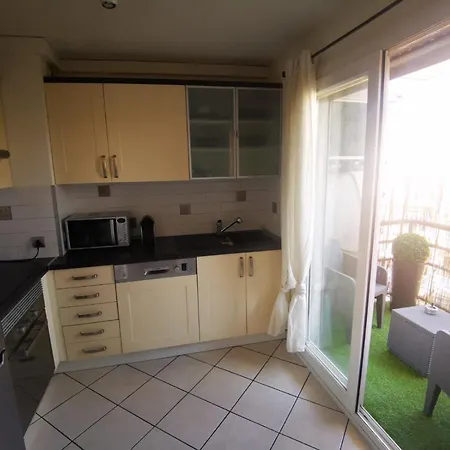 Апартаменти Logement Entier Avec Vue Sur La Bastille *